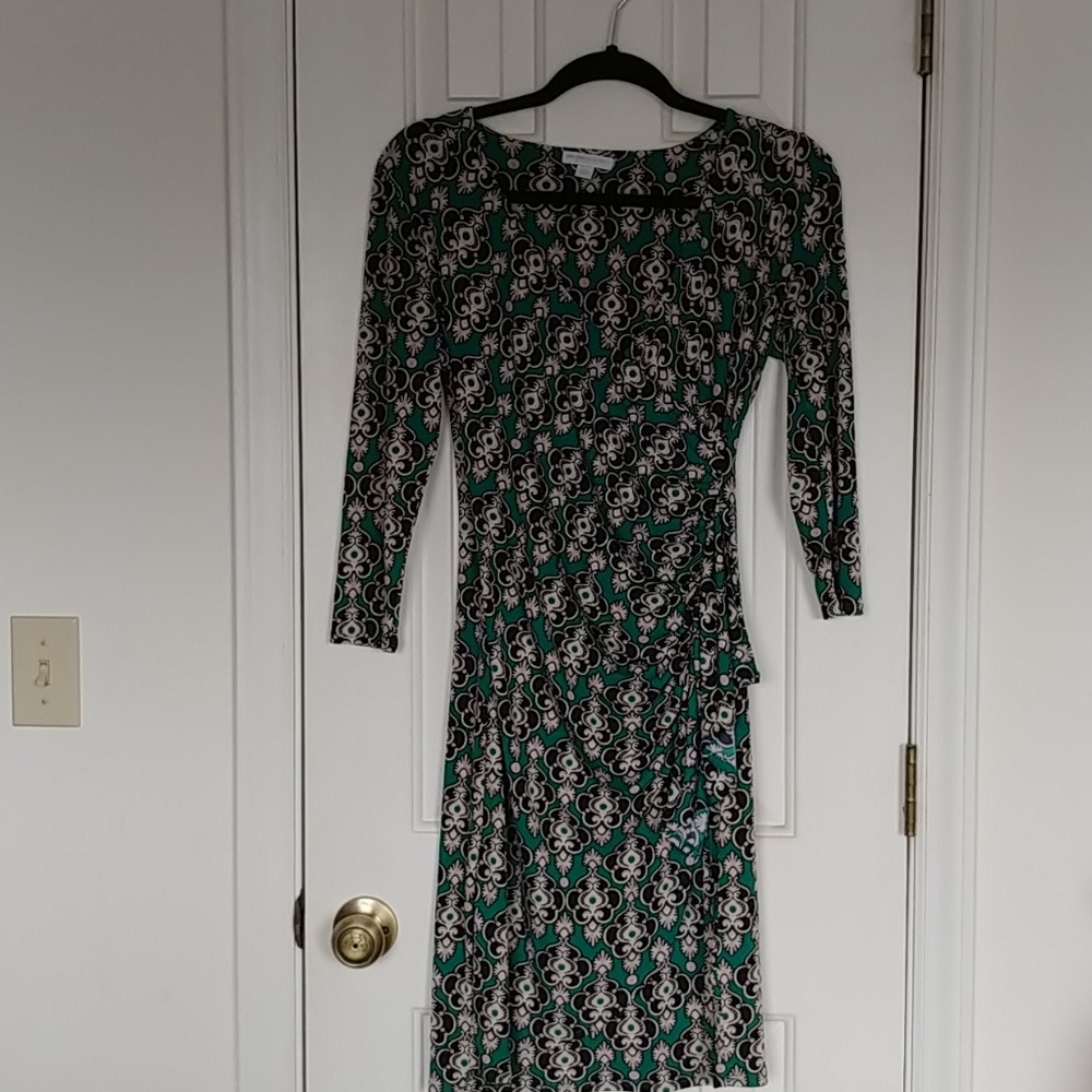 Green, black & tan New York & Company wrap dress